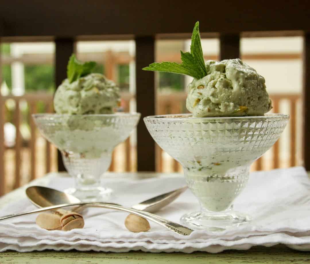 Pistachio Mint Frozen Yogurt