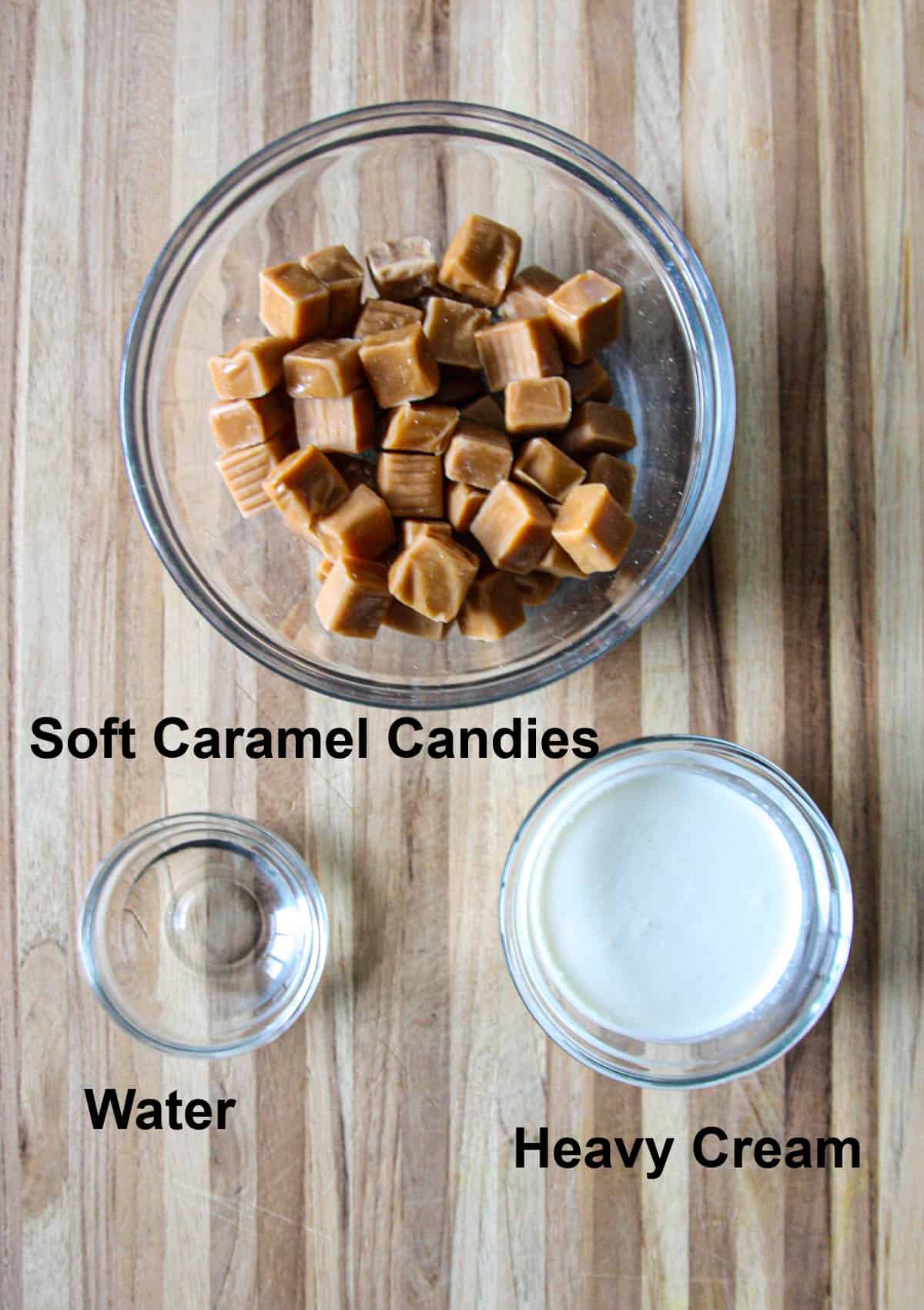 The ingredients for this recipe in glass bowls.